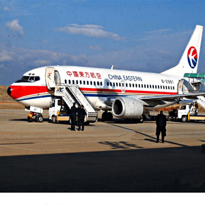六盘水月照航空运输航空快运业稳步发展的原因是什么？